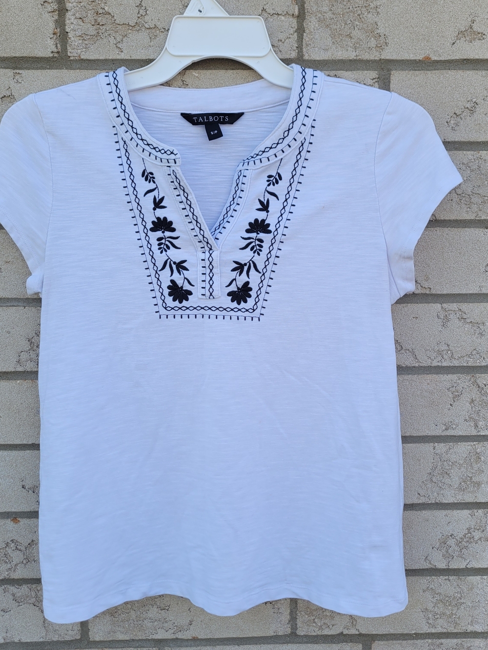 Talbots Embroidered Floral Top Small White Cottagecore Boho Stretch Shirt Tee - Picture 5 of 7